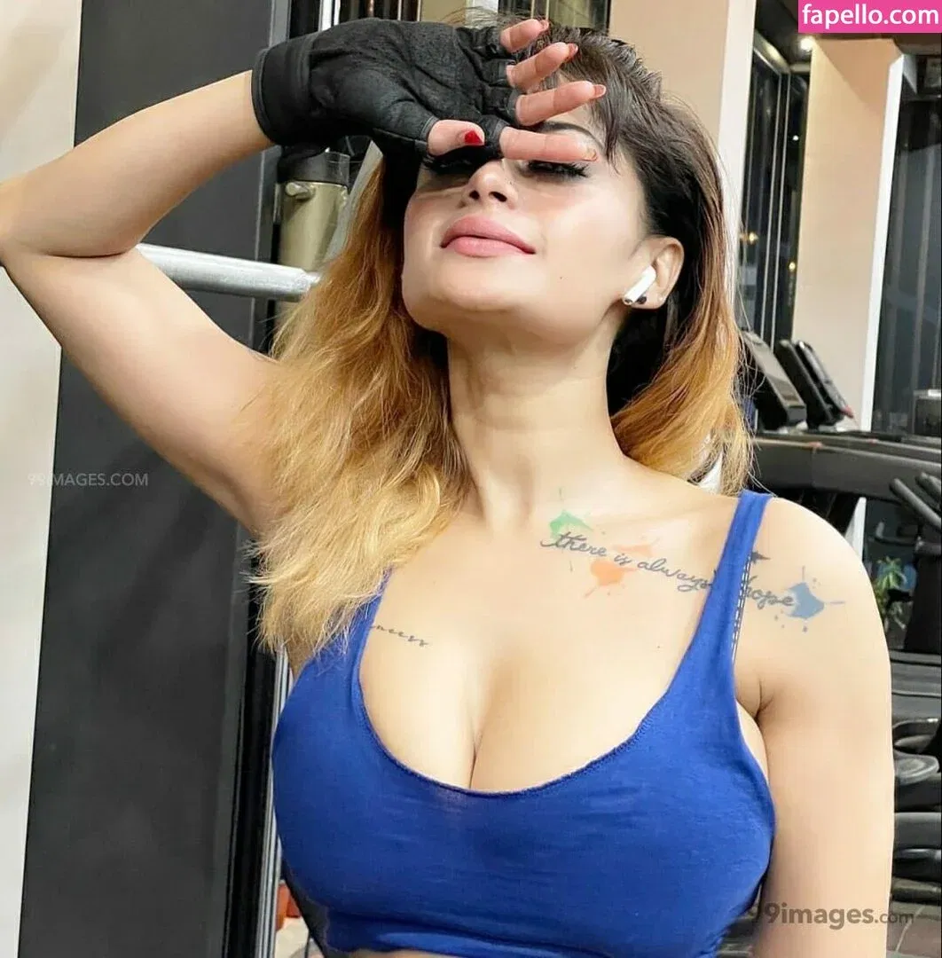 Suhaani Laskar Onlyfans Photo Gallery 