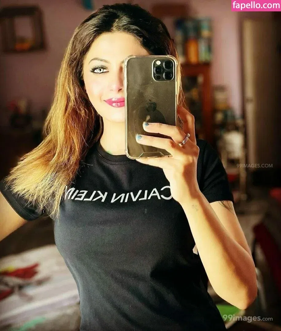 Suhaani Laskar Onlyfans Photo Gallery 