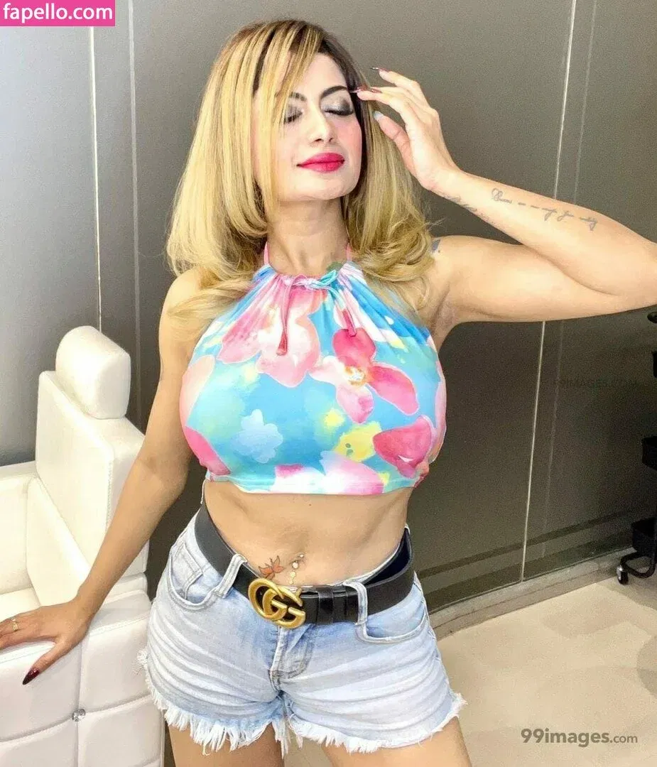 Suhaani Laskar Onlyfans Photo Gallery 