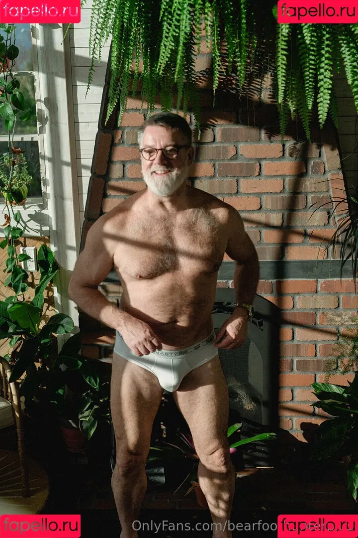 bearfoothunter1 / bearfoothunterplus Onlyfans Photo Gallery 