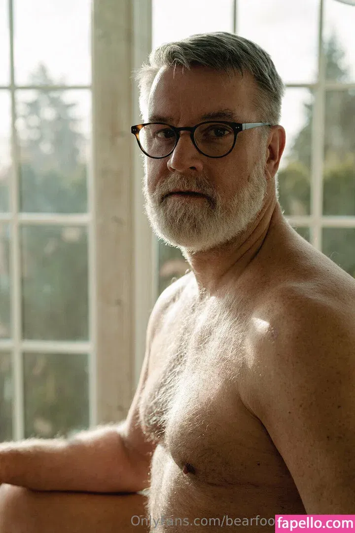 bearfoothunter1 / bearfoothunterplus Onlyfans Photo Gallery 