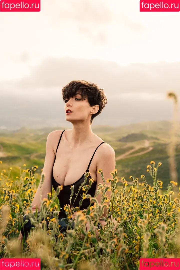 Anna Lisa Wagner / annalisawagner / wagner.anna.lisa / yedarkarts Onlyfans Photo Gallery 