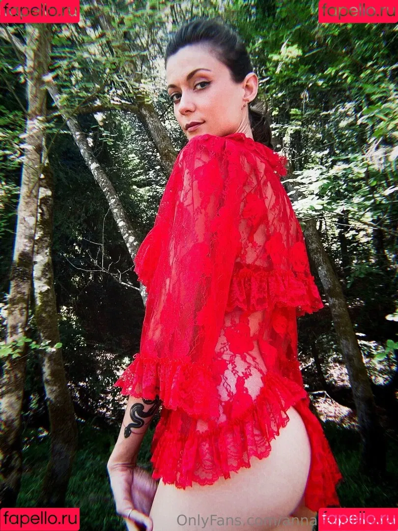 Anna Lisa Wagner / annalisawagner / wagner.anna.lisa / yedarkarts Onlyfans Photo Gallery 