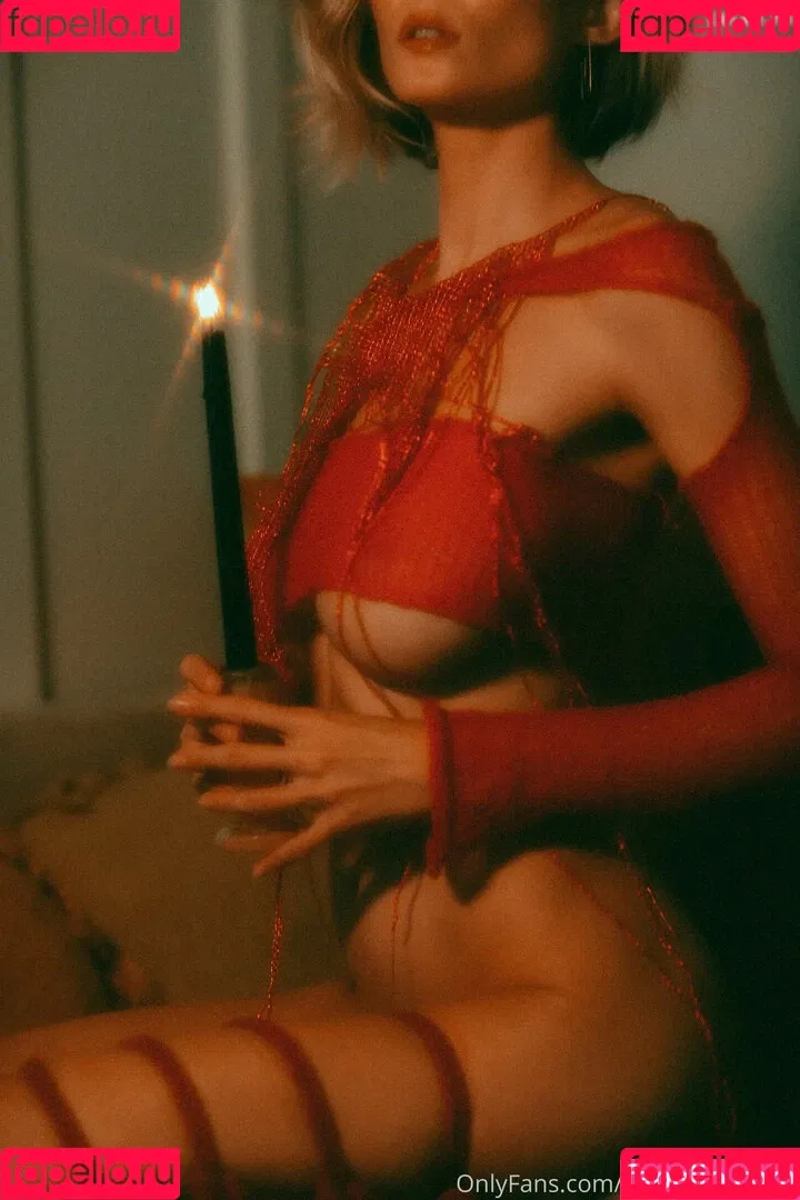 Anna Lisa Wagner / annalisawagner / wagner.anna.lisa / yedarkarts Onlyfans Photo Gallery 