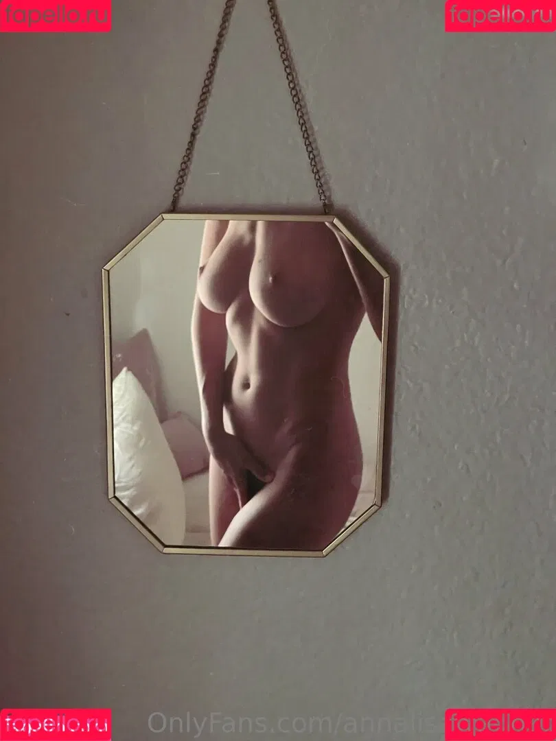 Anna Lisa Wagner / annalisawagner / wagner.anna.lisa / yedarkarts Onlyfans Photo Gallery 