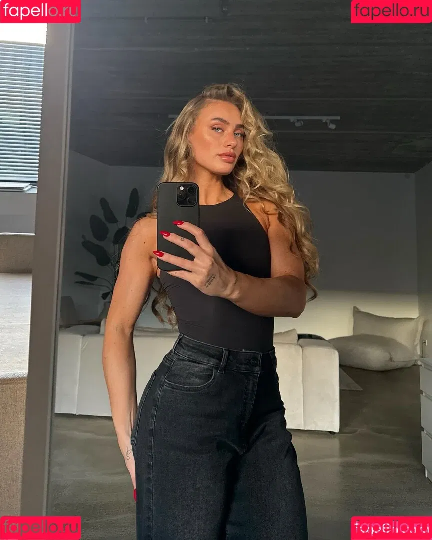 Guusje Van Geel / guusje / guzdoes Onlyfans Photo Gallery 