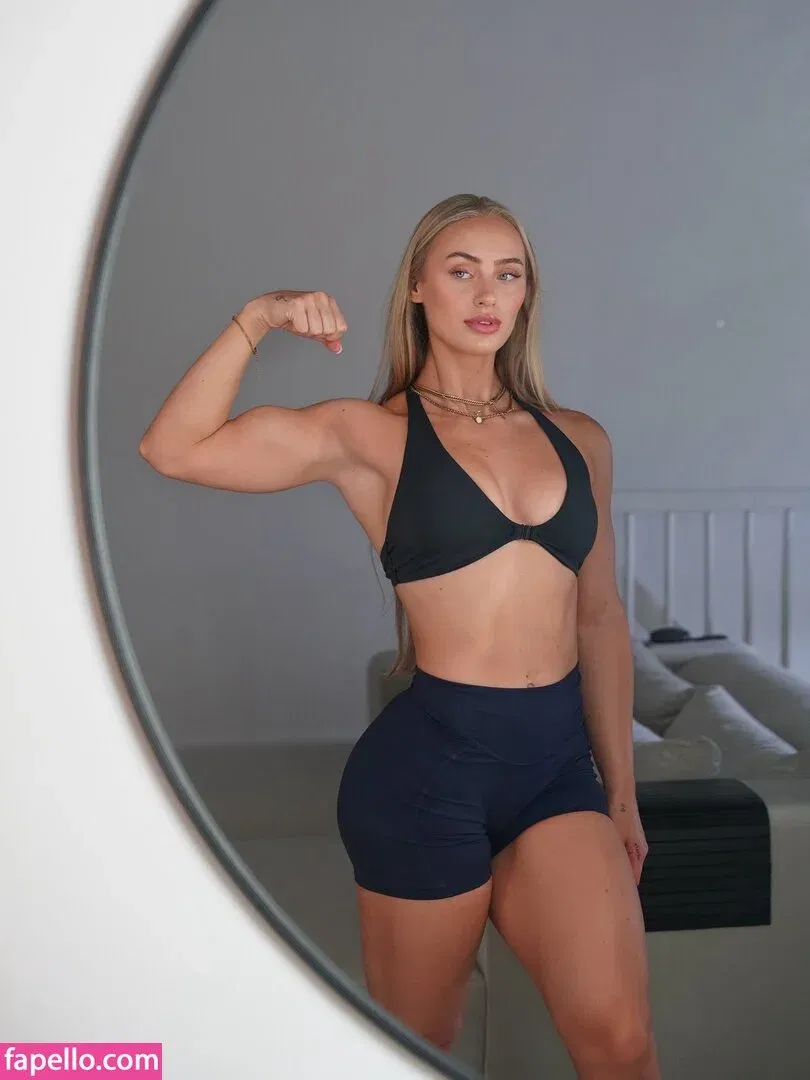 Guusje Van Geel / guusje / guzdoes Onlyfans Photo Gallery 