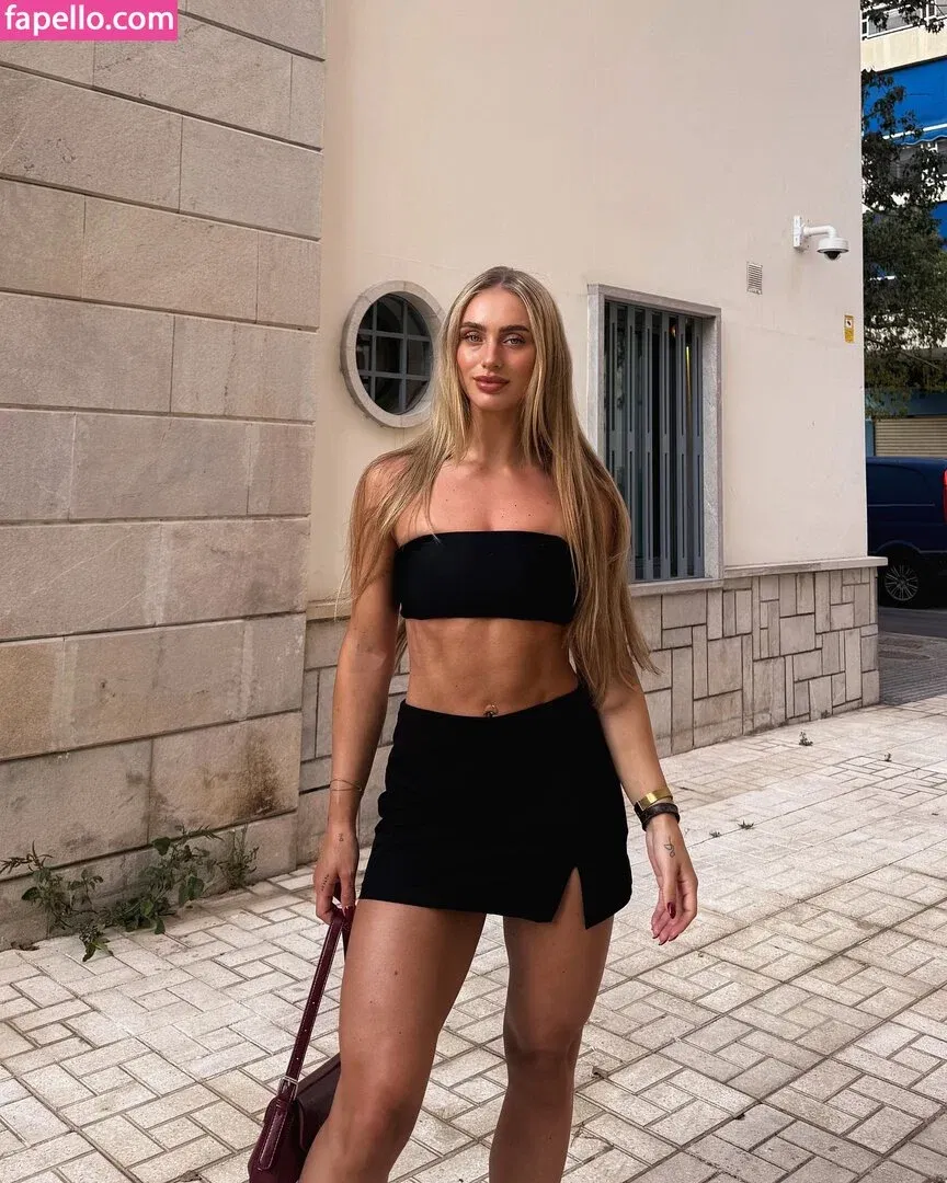 Guusje Van Geel / guusje / guzdoes Onlyfans Photo Gallery 