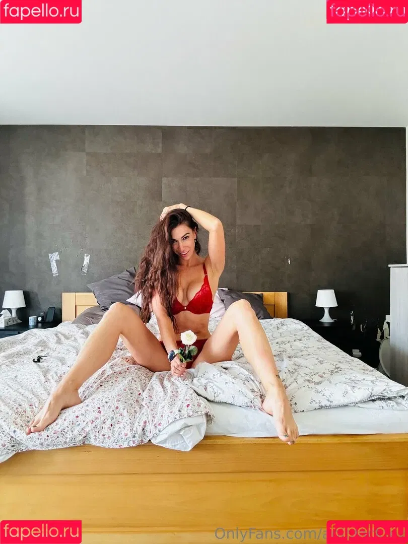 aniblackfox / myspicyani Onlyfans Photo Gallery 