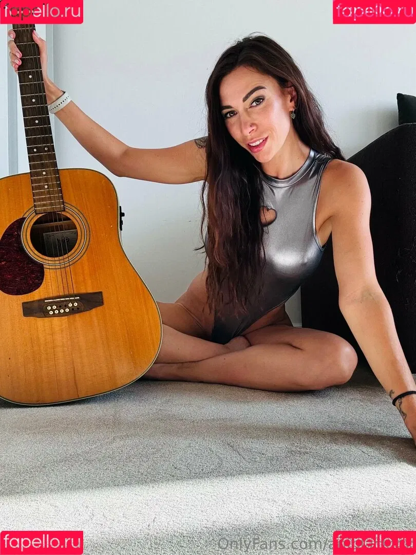 aniblackfox / myspicyani Onlyfans Photo Gallery 