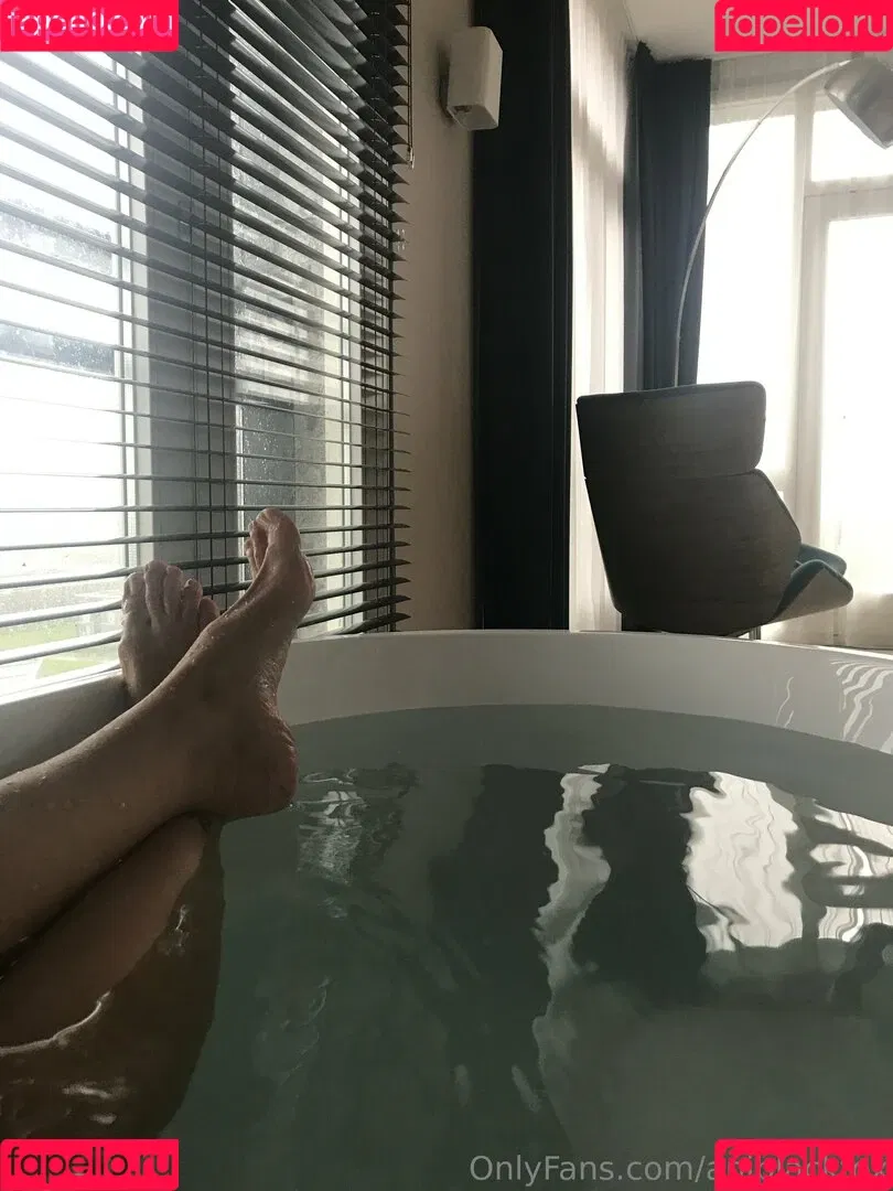 aniblackfox / myspicyani Onlyfans Photo Gallery 