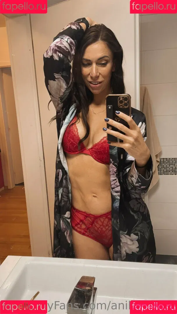 aniblackfox / myspicyani Onlyfans Photo Gallery 