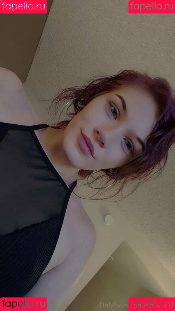 crysta.black / crystaab Onlyfans Photo Gallery 