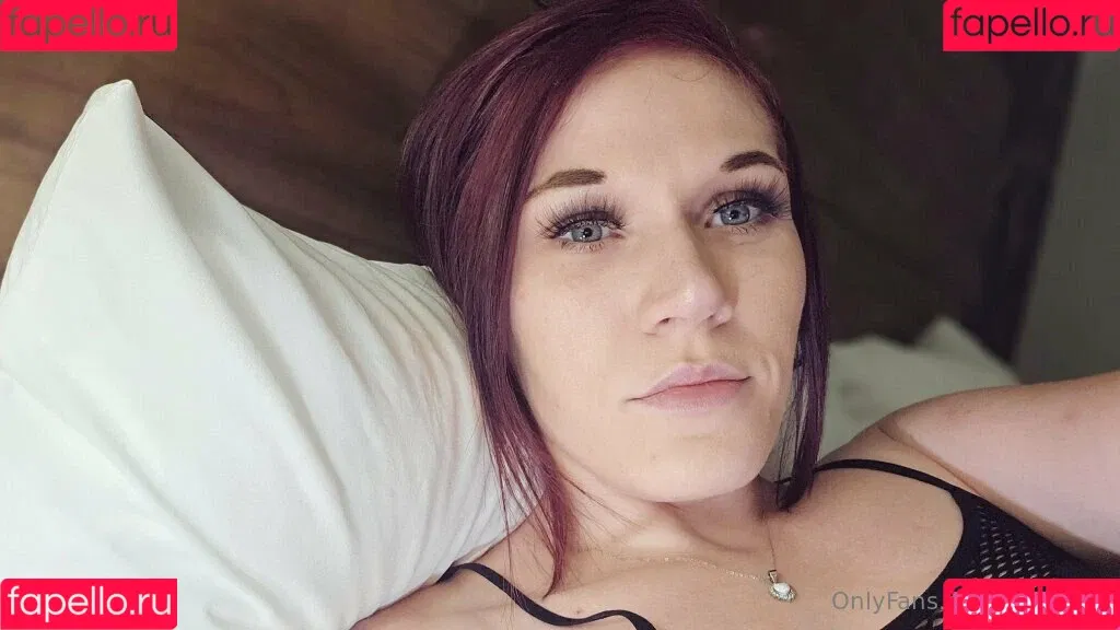 crysta.black / crystaab Onlyfans Photo Gallery 