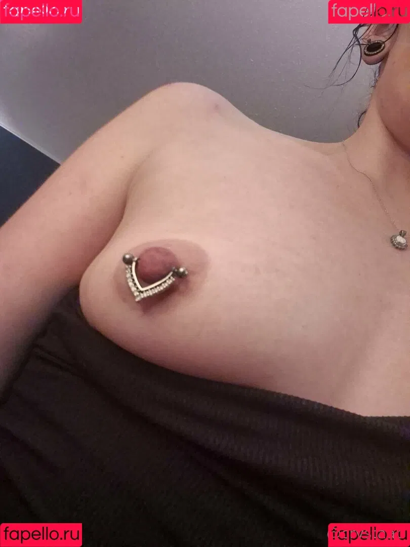 crysta.black / crystaab Onlyfans Photo Gallery 