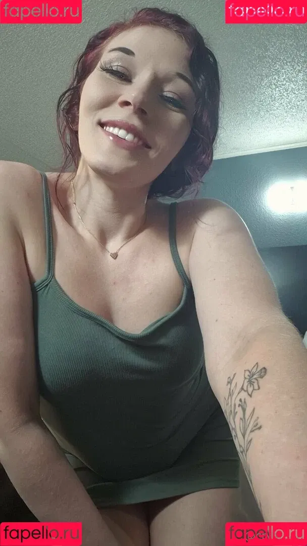 crysta.black / crystaab Onlyfans Photo Gallery 