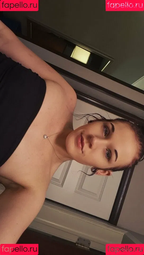 crysta.black / crystaab Onlyfans Photo Gallery 