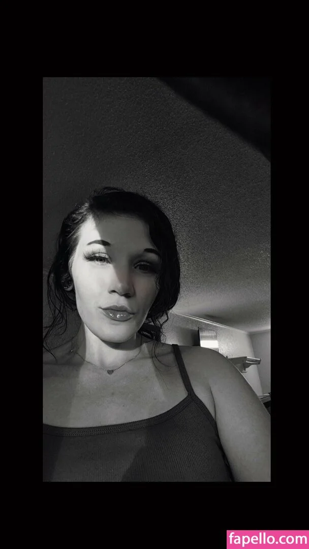 crysta.black / crystaab Onlyfans Photo Gallery 