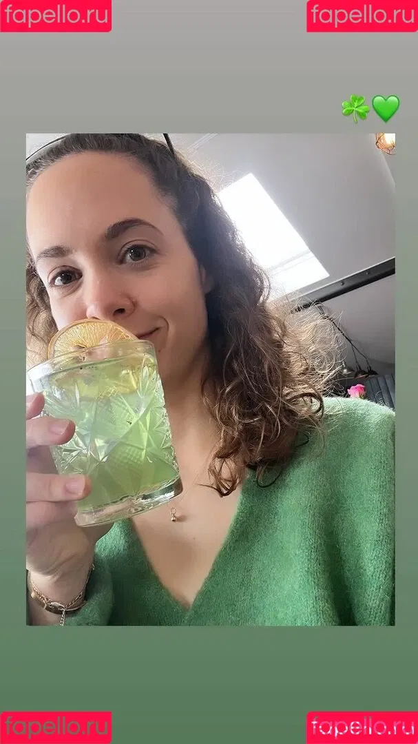 Natalie Gold / natalygold / nattiegold Onlyfans Photo Gallery 