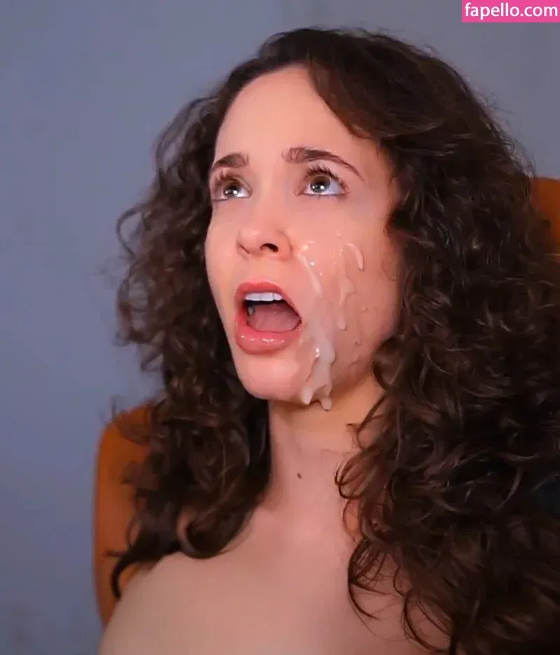 Natalie Gold / natalygold / nattiegold Onlyfans Photo Gallery 