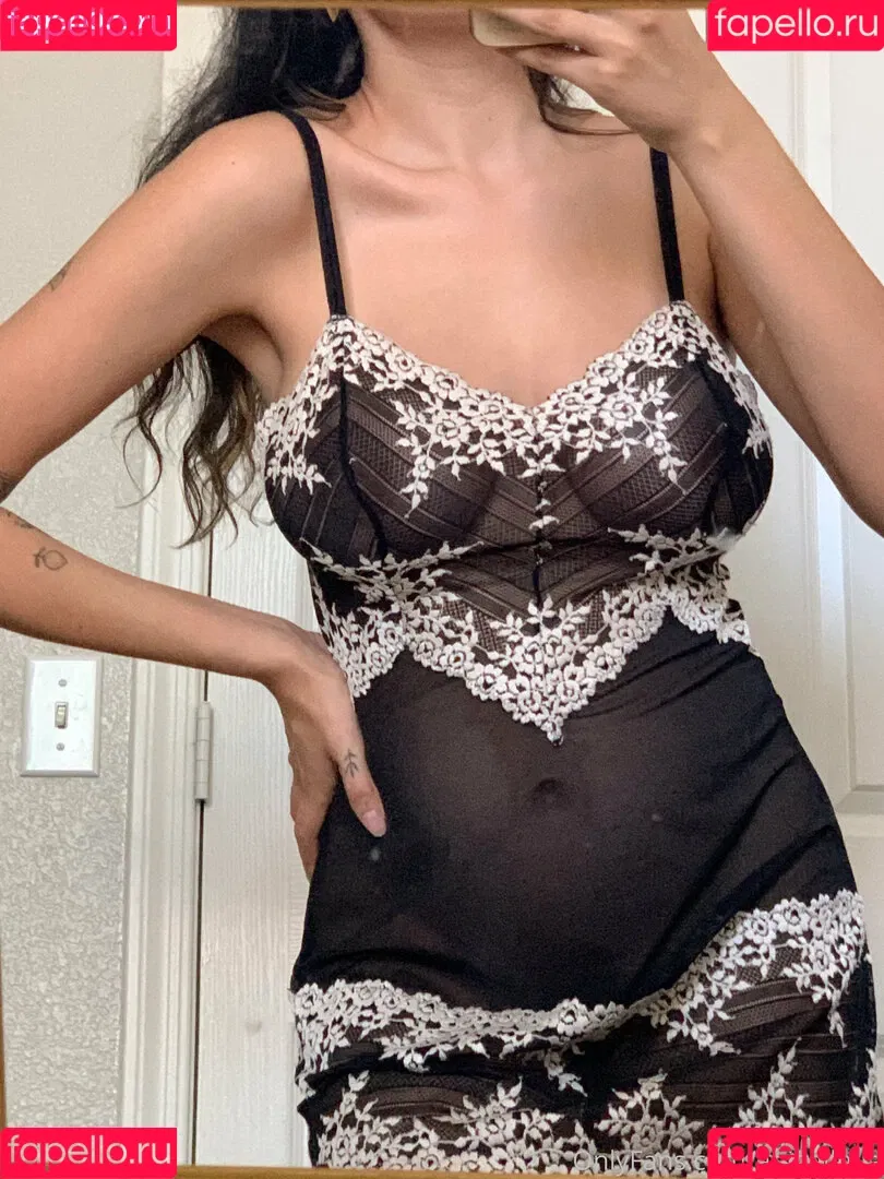 AbigailMia / abigailmiadarlington / theitalianmom Onlyfans Photo Gallery 
