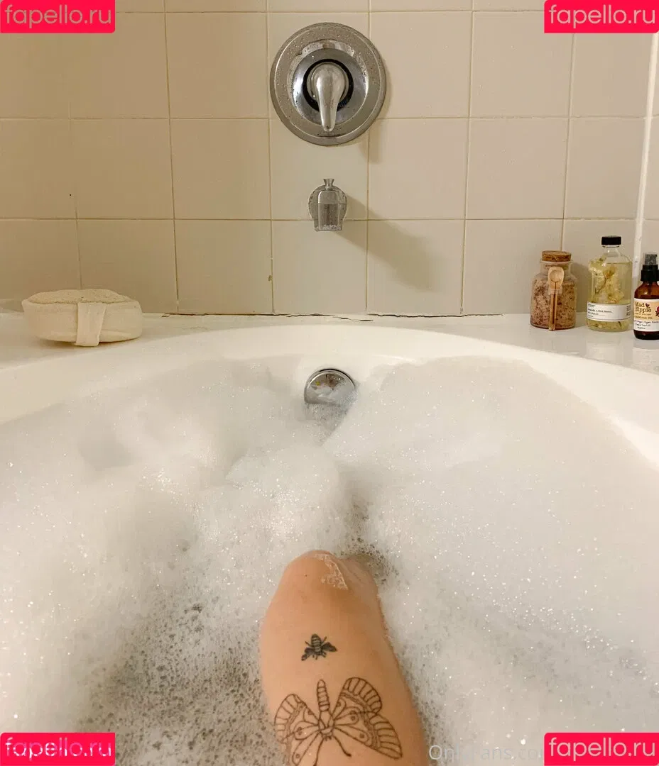 AbigailMia / abigailmiadarlington / theitalianmom Onlyfans Photo Gallery 