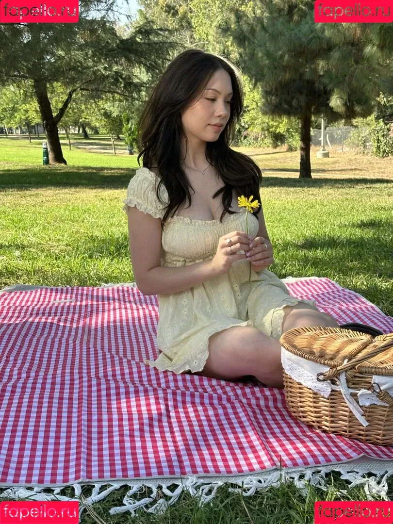 Jodi / QuarterJade / u160568833 Onlyfans Photo Gallery 