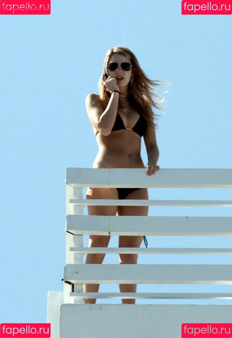 Blake Lively / blakelively Onlyfans Photo Gallery 