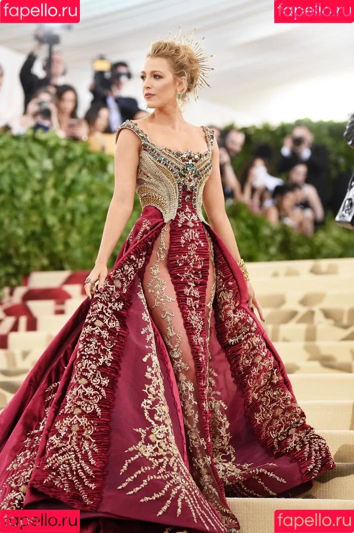 Blake Lively / blakelively Onlyfans Photo Gallery 