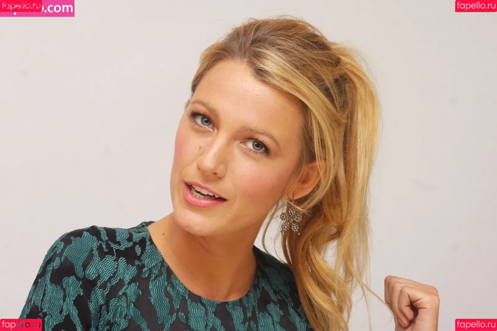 Blake Lively / blakelively Onlyfans Photo Gallery 