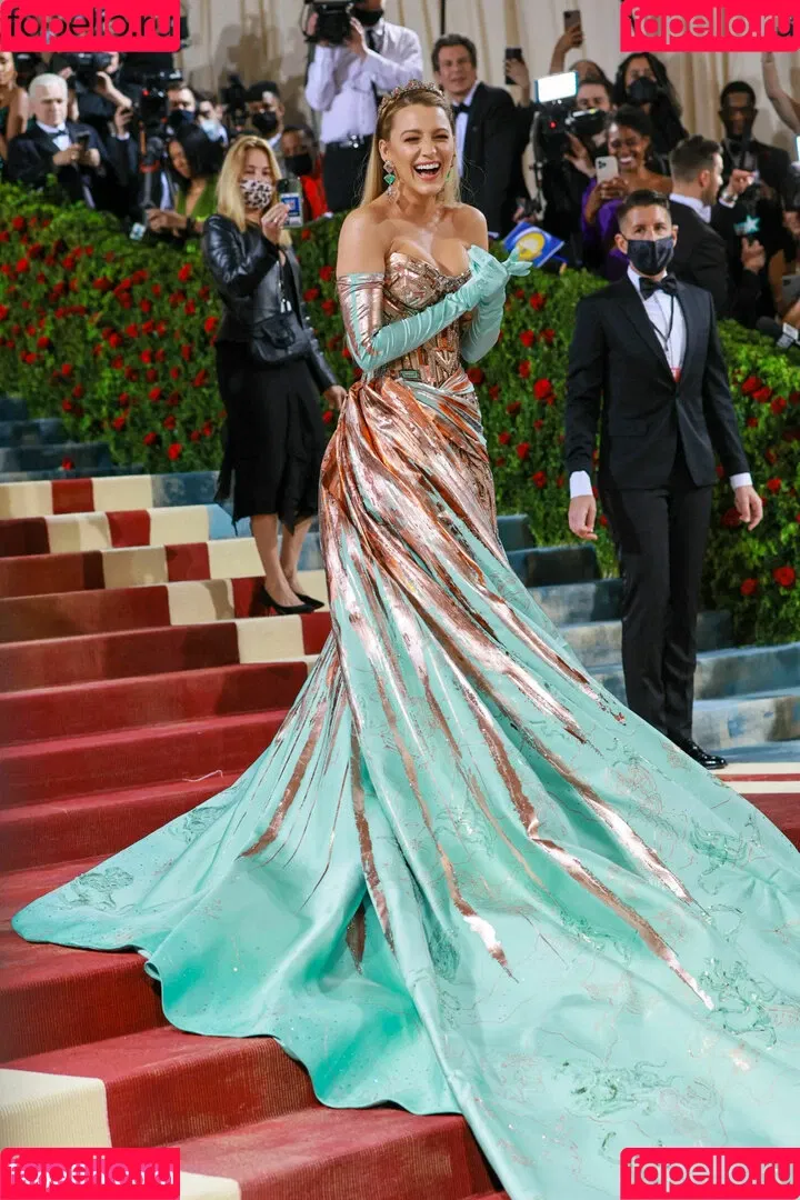 Blake Lively / blakelively Onlyfans Photo Gallery 