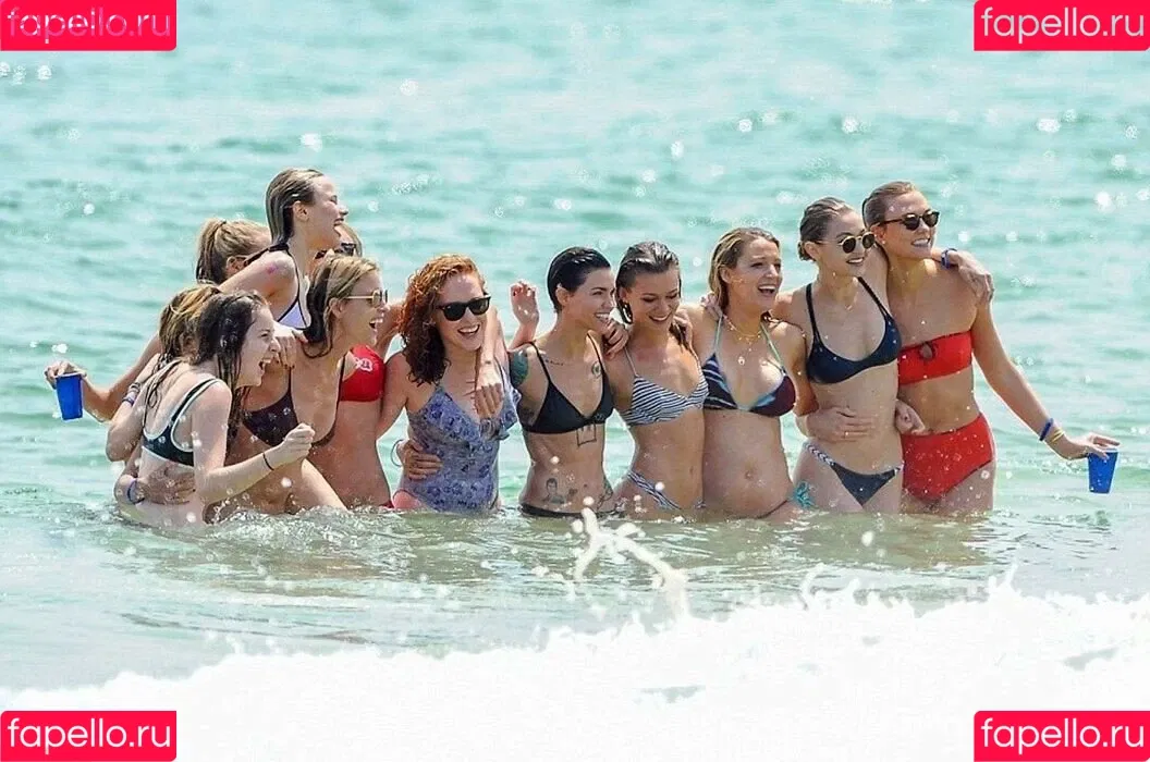 Blake Lively / blakelively Onlyfans Photo Gallery 