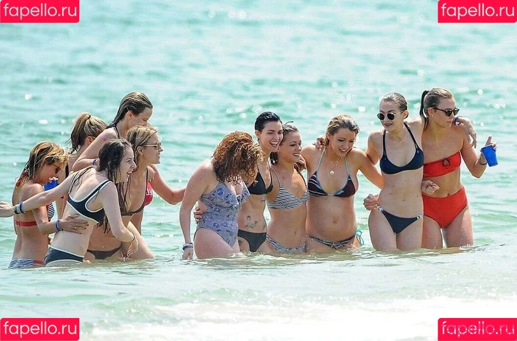 Blake Lively / blakelively Onlyfans Photo Gallery 