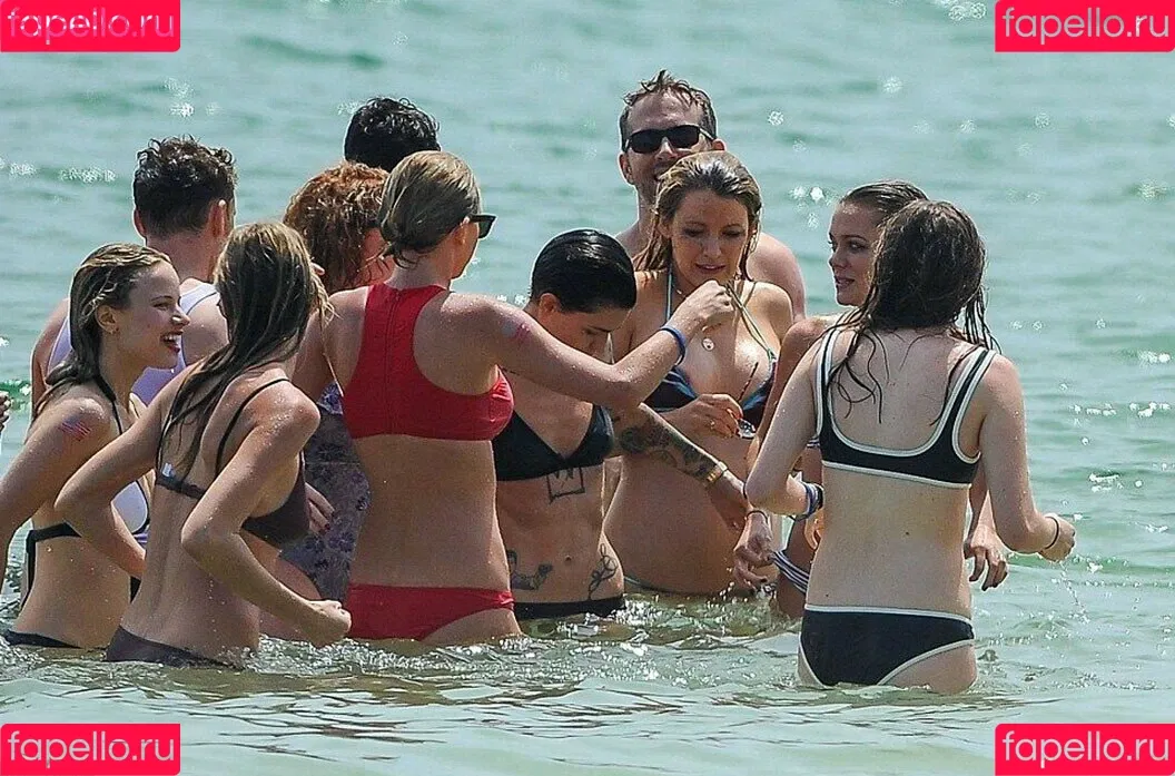 Blake Lively / blakelively Onlyfans Photo Gallery 