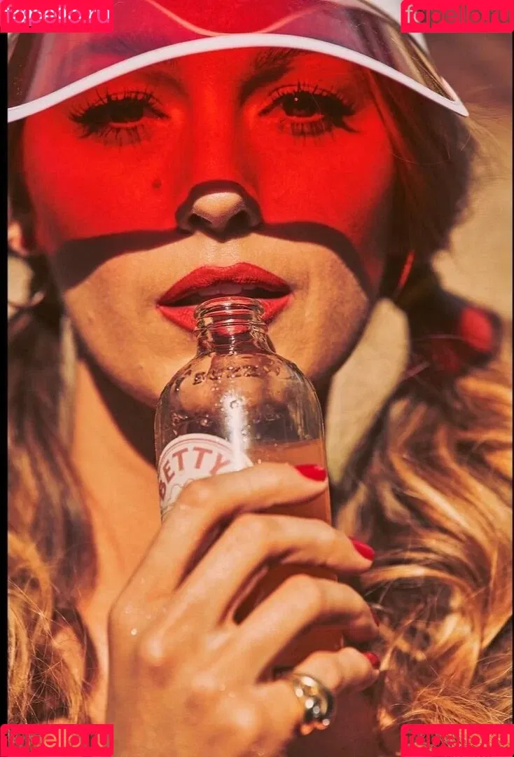 Blake Lively / blakelively Onlyfans Photo Gallery 