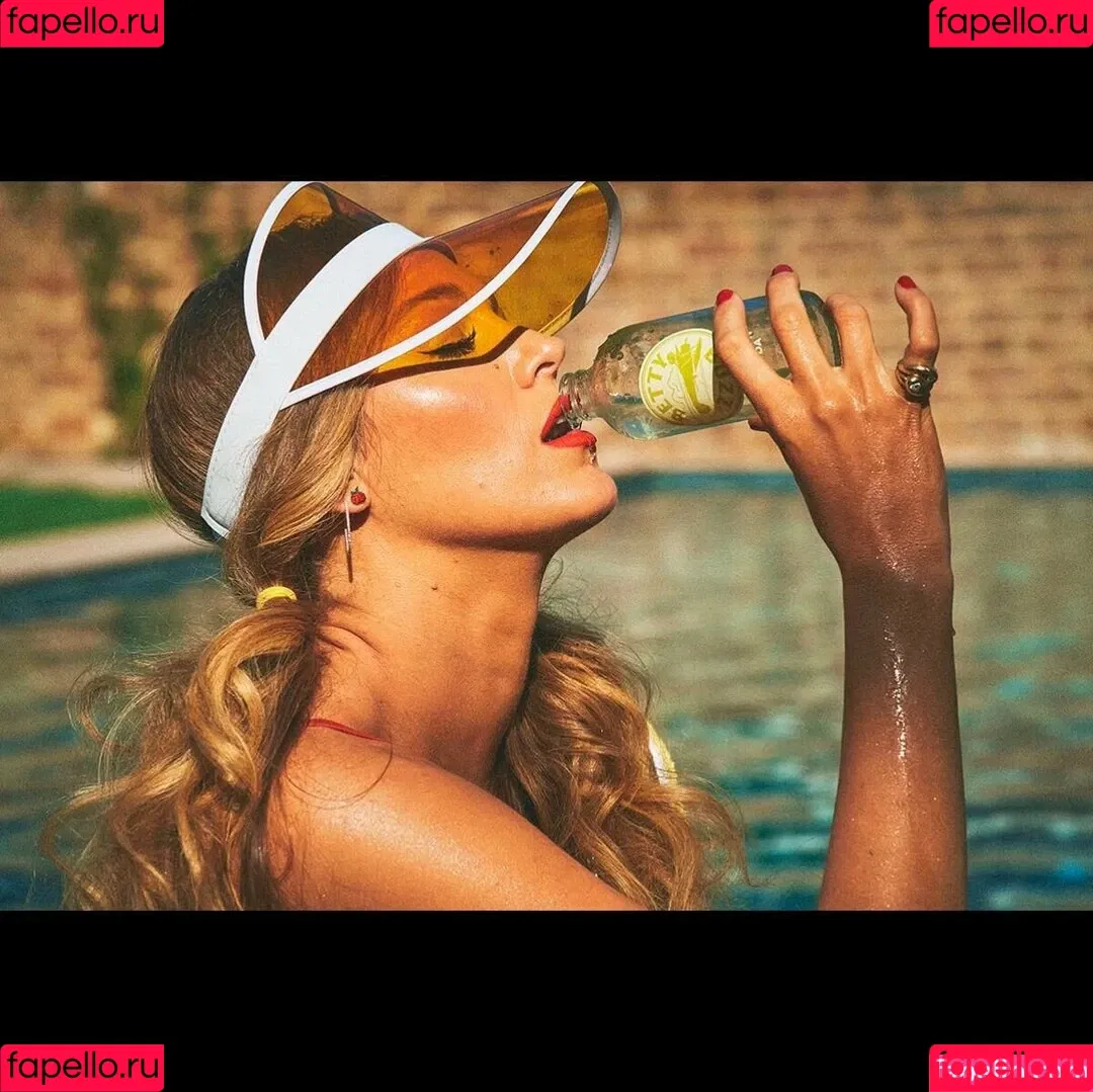 Blake Lively / blakelively Onlyfans Photo Gallery 
