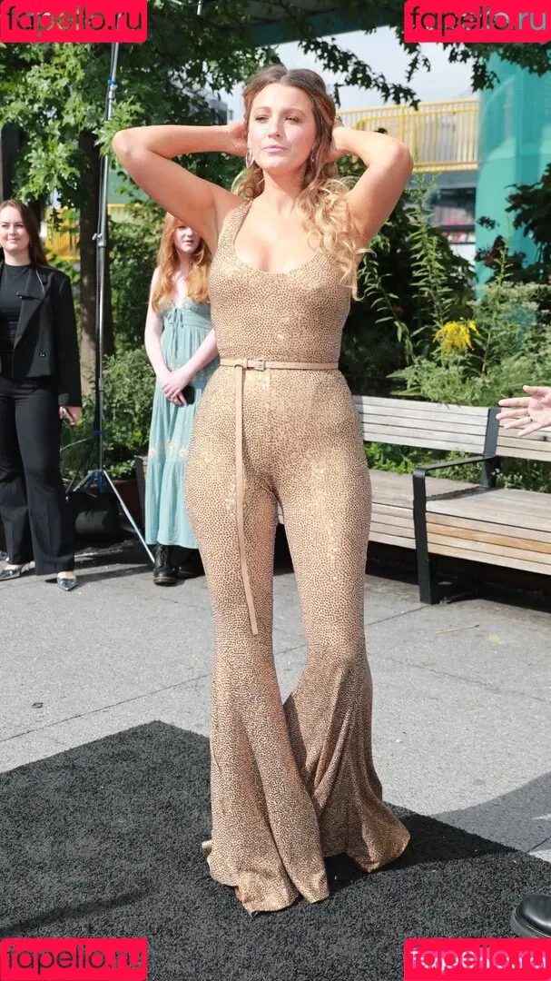 Blake Lively / blakelively Onlyfans Photo Gallery 