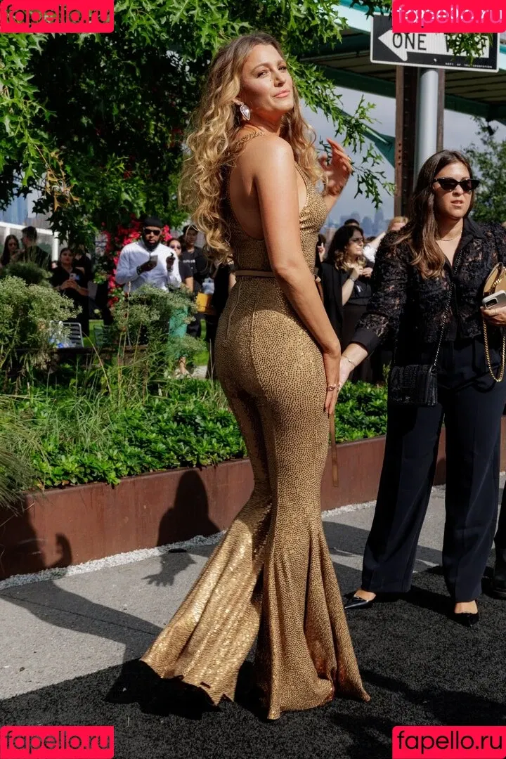Blake Lively / blakelively Onlyfans Photo Gallery 