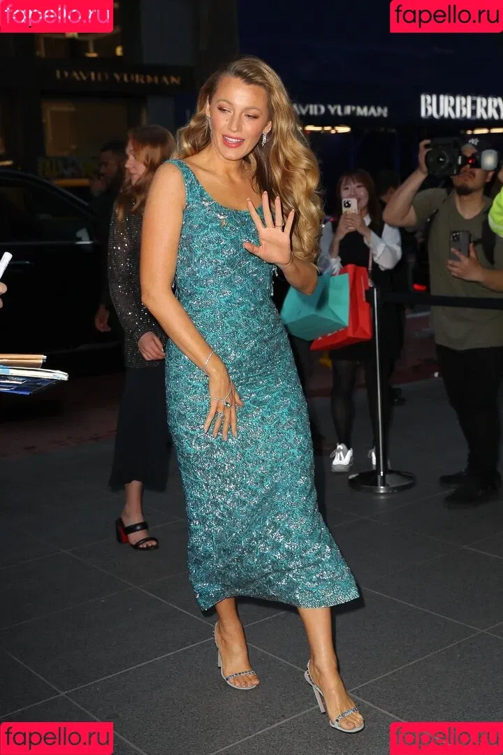 Blake Lively / blakelively Onlyfans Photo Gallery 