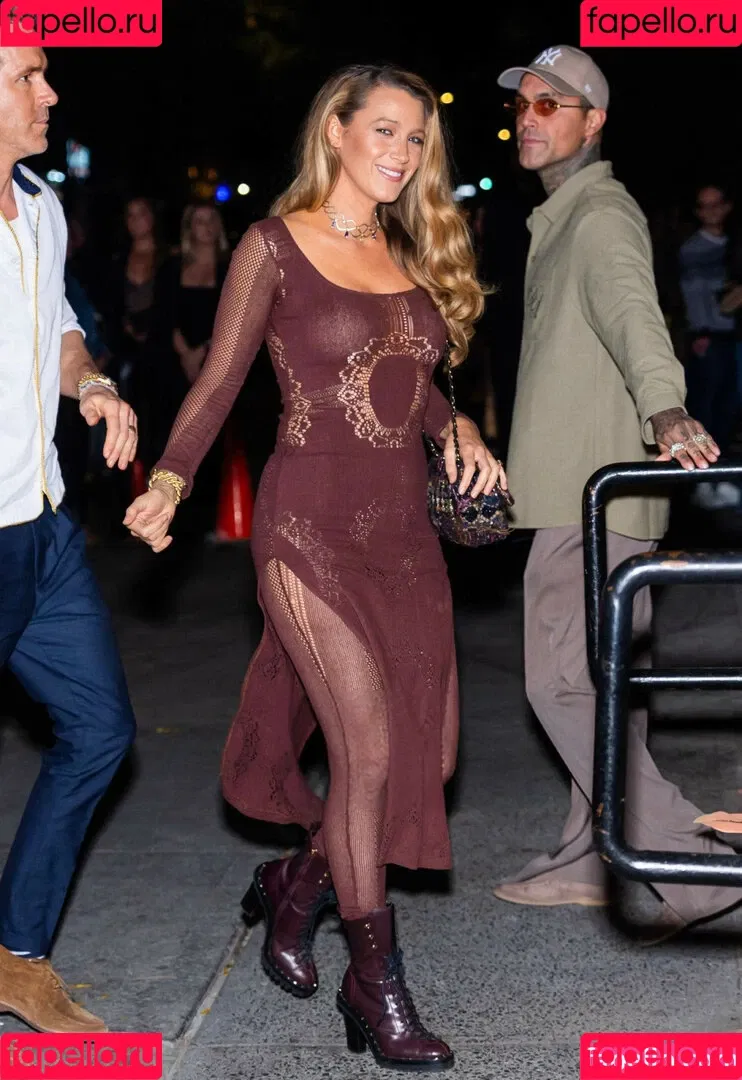 Blake Lively / blakelively Onlyfans Photo Gallery 