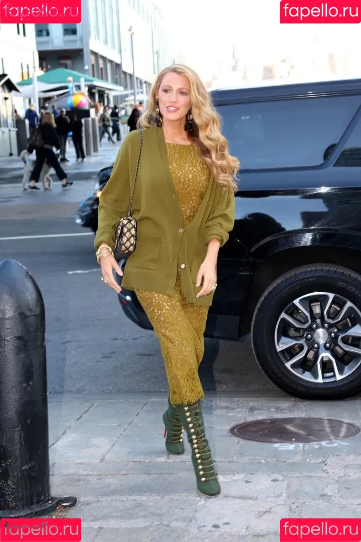 Blake Lively / blakelively Onlyfans Photo Gallery 