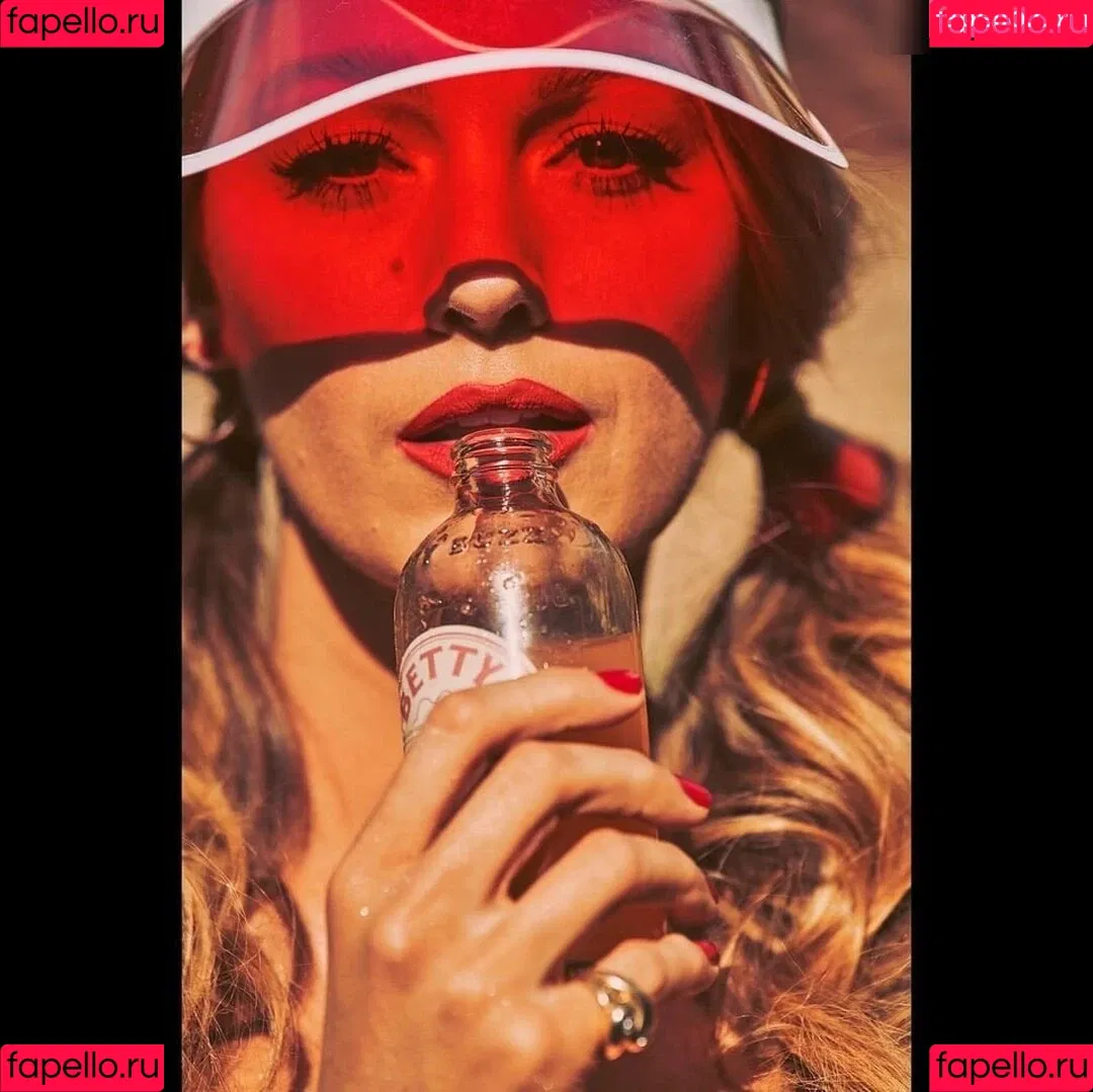 Blake Lively / blakelively Onlyfans Photo Gallery 