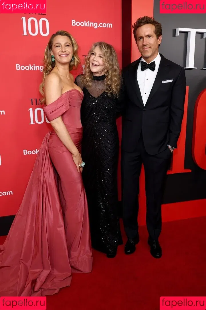 Blake Lively / blakelively Onlyfans Photo Gallery 