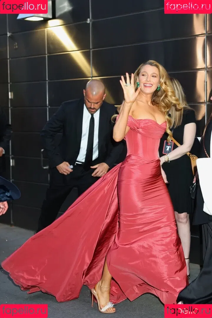 Blake Lively / blakelively Onlyfans Photo Gallery 