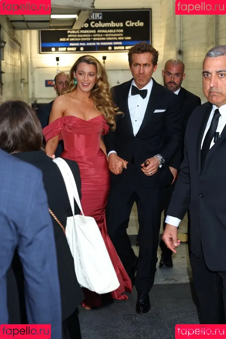 Blake Lively / blakelively Onlyfans Photo Gallery 
