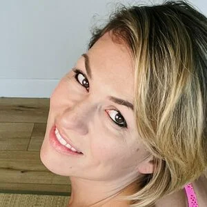 Kelly Dundee / kelly.dundee / kellydundee Onlyfans Photo Gallery 