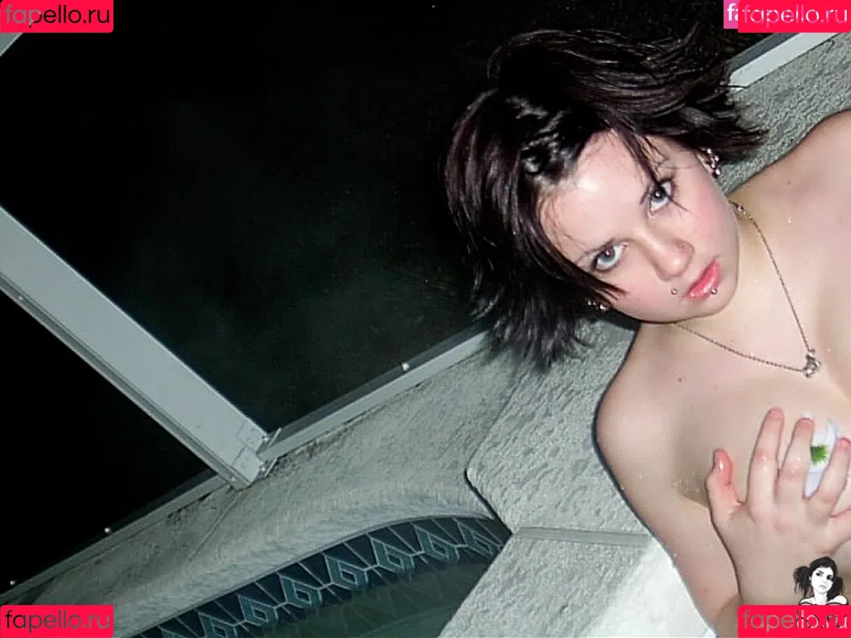 Quinne / quin.night / quinne_germain Onlyfans Photo Gallery 