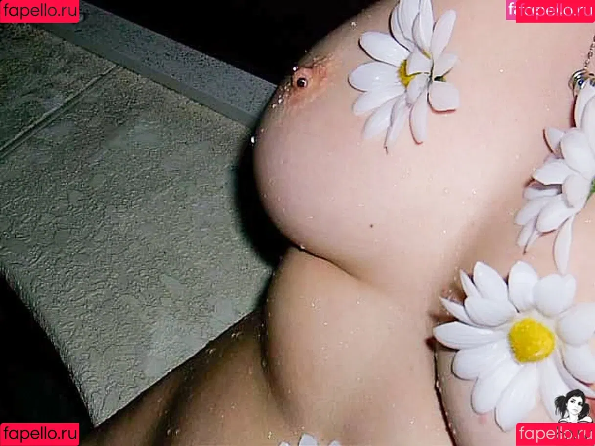 Quinne / quin.night / quinne_germain Onlyfans Photo Gallery 