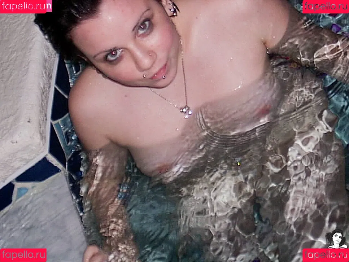 Quinne / quin.night / quinne_germain Onlyfans Photo Gallery 
