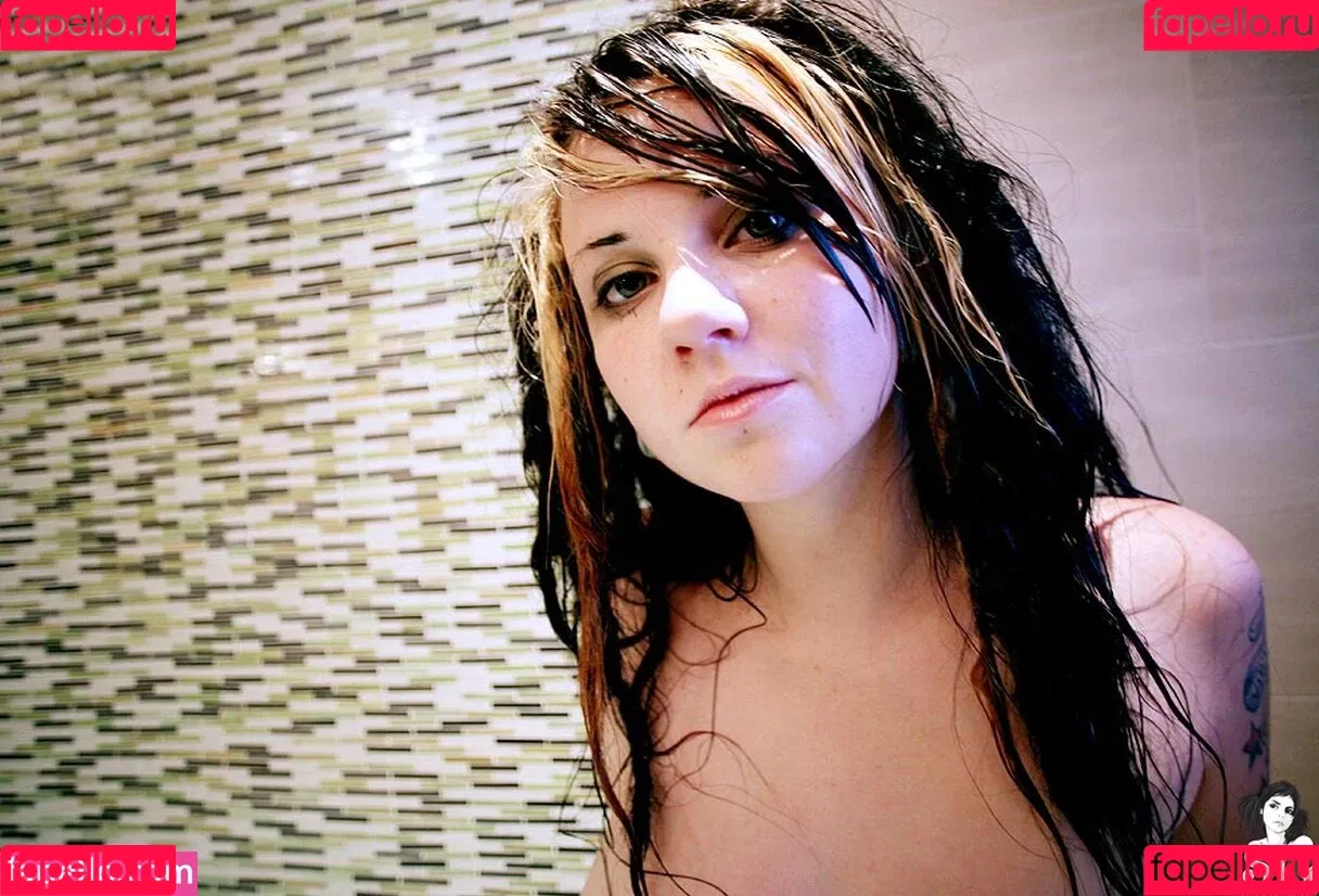 Quinne / quin.night / quinne_germain Onlyfans Photo Gallery 